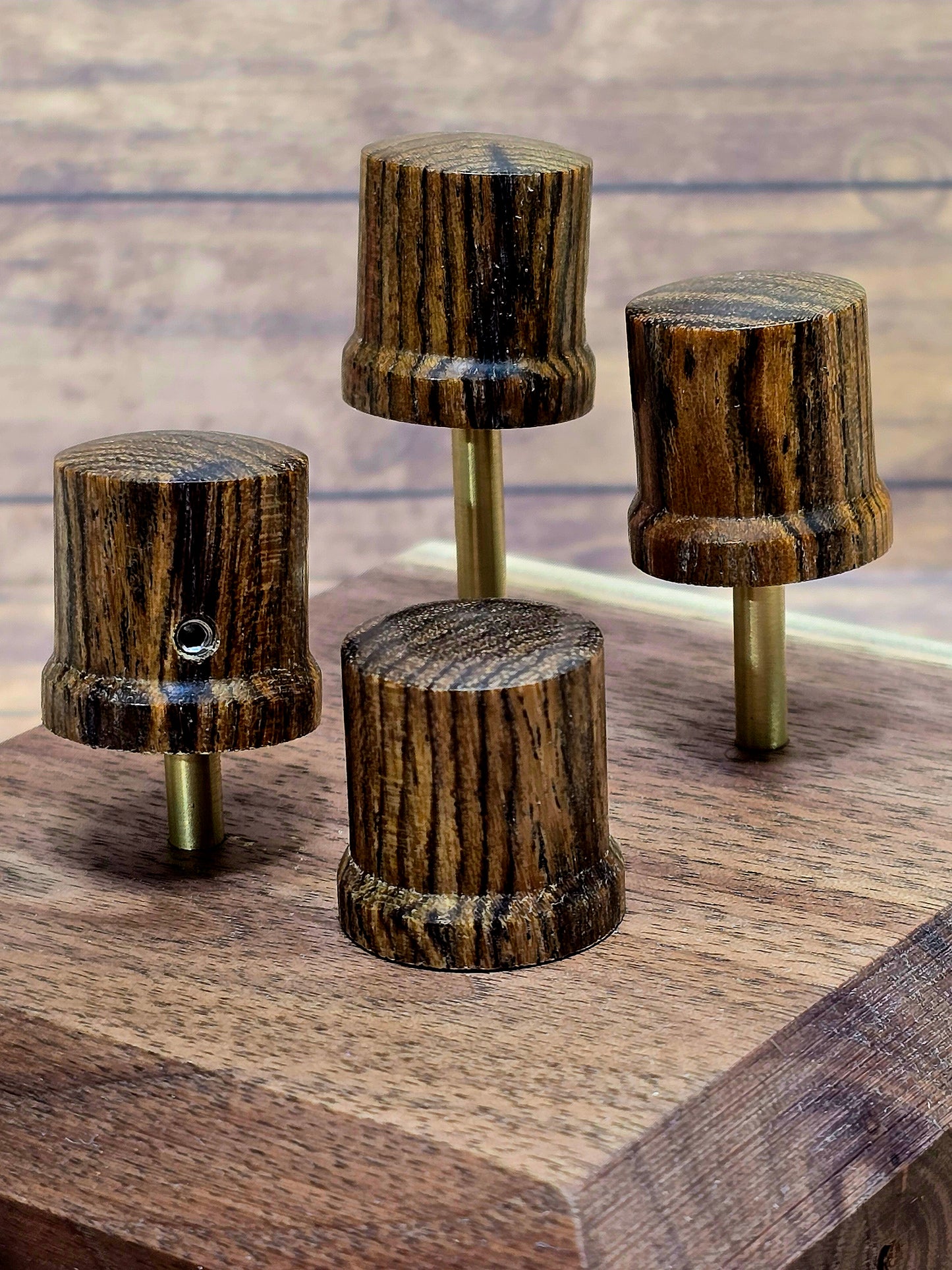 Single Cocobolo Wood Guitar/Bass knobs
